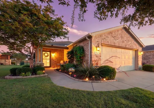 Homes for sale in Frisco, TX | 7422 Sage Valley Ln, Frisco, TX 75036 | MLS# 21270958