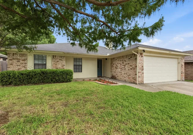 Photo 3 of Sale Pending at 6640 Inwood Dr, Watauga, TX 76148 | MLS# 21279304 | Listing updated on 2026-07-22