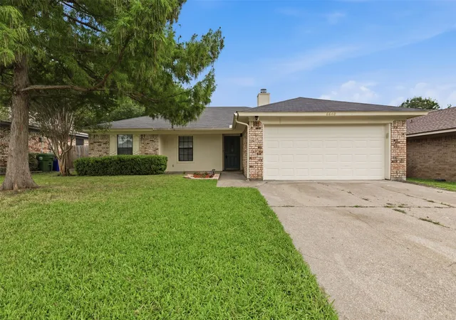 Photo 3 of Sale Pending at 6640 Inwood Dr, Watauga, TX 76148 | MLS# 21279304 | Listing updated on 2026-07-22