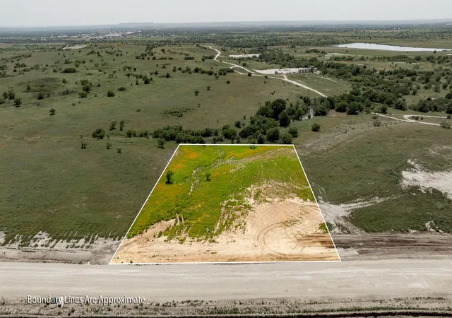 Homes for sale in Cresson, TX | 3004 Lucky Pepper Dr, Cresson, TX 76035 | MLS# 21279859