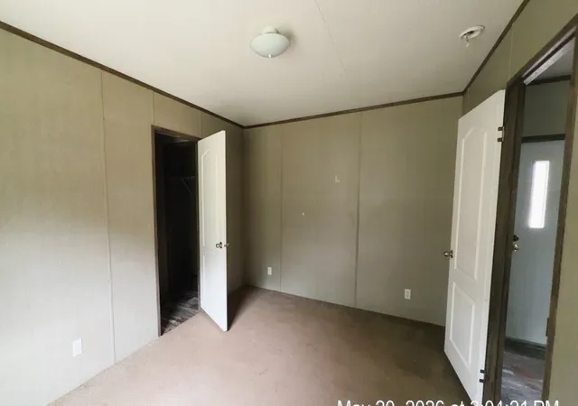 Photo 3 of Manufactured home for sale at 2802 Sycamore Ct, Granbury, TX 76048 | MLS# 21279791 | Listing updated on 2026-10-06