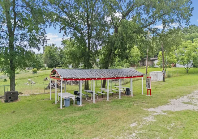 Photo 28 of Single family home for sale at 325 West Ln, Quinlan, TX 75474 | MLS# 21275692 | Listing updated on 2026-10-02