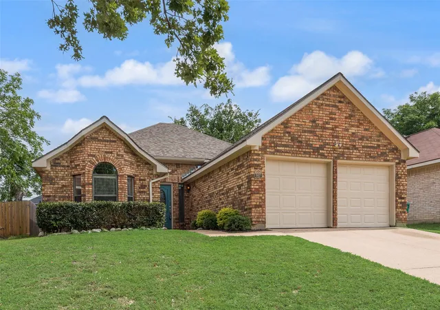 Homes for sale in Cedar Hill, TX | 907 Sharp Dr, Cedar Hill, TX 75104 | MLS# 21273651