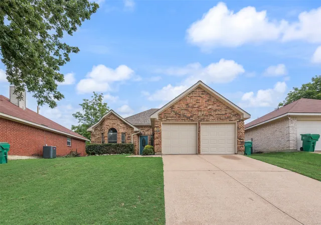 Homes for sale in Cedar Hill, TX | 907 Sharp Dr, Cedar Hill, TX 75104 | MLS# 21273651