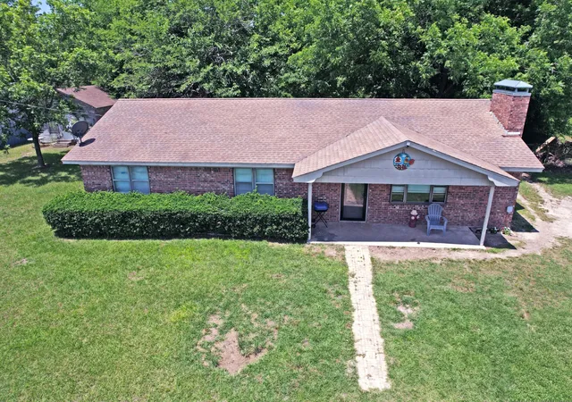 Photo 3 of House for sale at 258 County Road 3199, Winnsboro, TX 75494 | MLS# 21274048 | Listing updated on 2026-08-22