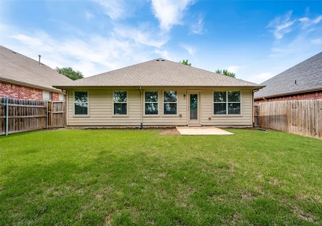 Homes for sale in Little Elm, TX | 213 Bird Creek Dr, Little Elm, TX 75068 | MLS# 21279853