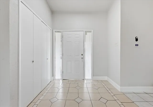 Photo 3 of Single family home for sale at 1839 Sherwood Ln, Carrollton, TX 75006 | MLS# 21279981 | Listing updated on 2026-09-01