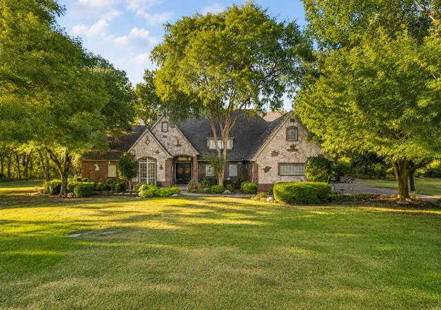 Photo 1 of Single family home for sale at 1970 Mary Lee Ln, Allen, TX 75002 | MLS# 21280086 | Listing updated on 2026-08-17