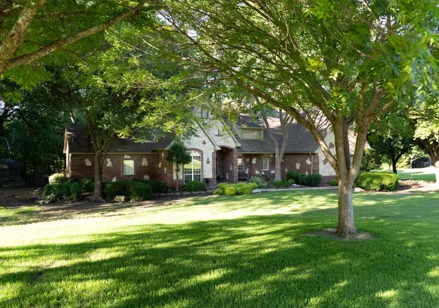 Homes for sale in Lucas, TX | 1970 Mary Lee Ln, Lucas, TX 75002 | MLS# 21280086