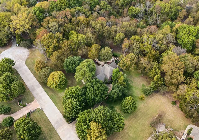 Photo 3 of Single family home for sale at 1970 Mary Lee Ln, Allen, TX 75002 | MLS# 21280086 | Listing updated on 2026-08-17