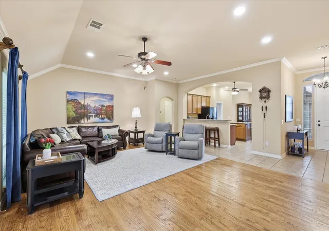 Homes for sale in Denton, TX | 10413 Belvedere Dr, Denton, TX 76207 | MLS# 21275218