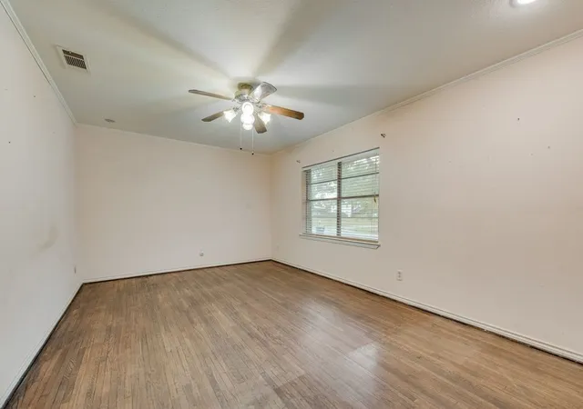 Homes for sale in Kaufman, TX | 305 W 2nd North St, Kaufman, TX 75142 | MLS# 21280095