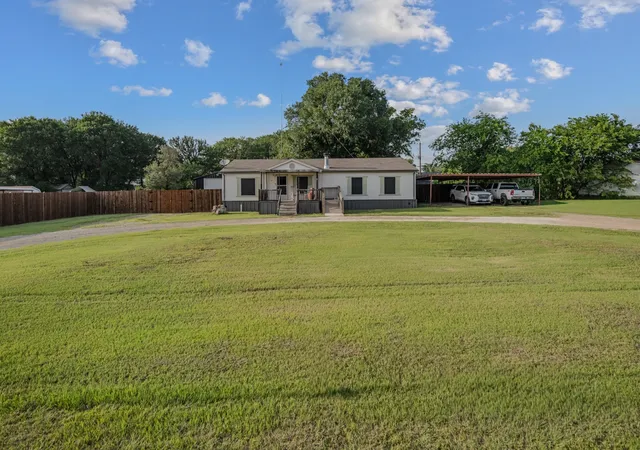 4th image of 1216 Terry Dr, Willow Park, TX 76008 | MLS# 21279903