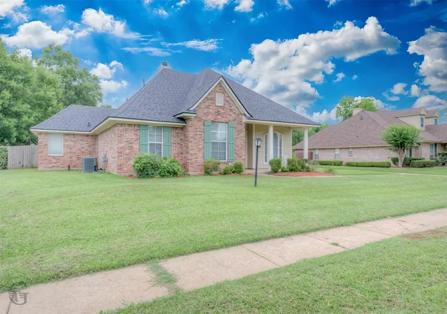 1st image of 1951 Bayou Bend Dr, Bossier City, LA 71111 | MLS# 21280190