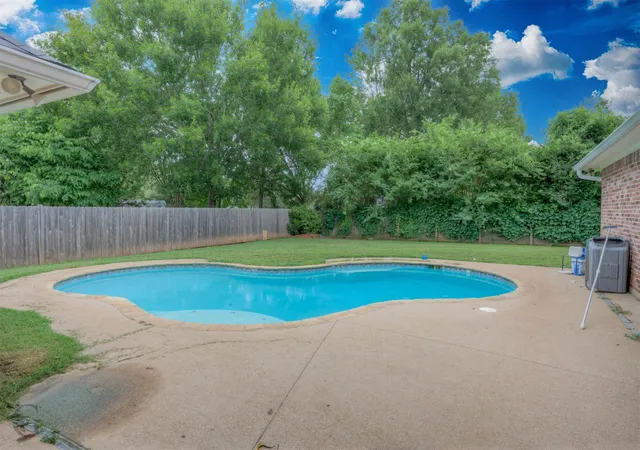 5th image of 1951 Bayou Bend Dr, Bossier City, LA 71111 | MLS# 21280190