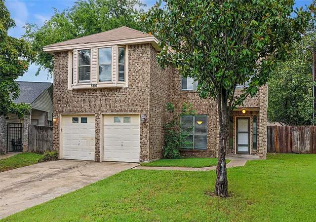 Photo 1 of Sale Pending at 6305 Meadow Glen Dr, Arlington, TX 76018 | MLS# 21280214 | Listing updated on 2026-07-10