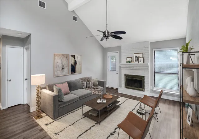 Photo 4 of Sale Pending at 6305 Meadow Glen Dr, Arlington, TX 76018 | MLS# 21280214 | Listing updated on 2026-07-10