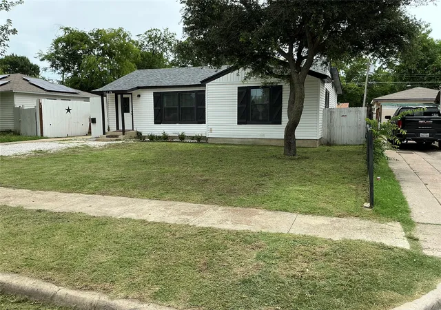 Photo 2 of Single family home for sale at 11118 Aledo Dr, Dallas, TX 75228 | MLS# 21280242 | Listing updated on 2026-08-22