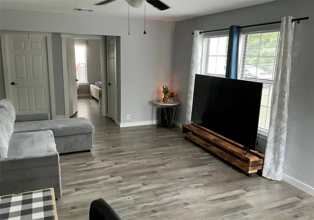 Photo 4 of Single family home for sale at 11118 Aledo Dr, Dallas, TX 75228 | MLS# 21280242 | Listing updated on 2026-08-22