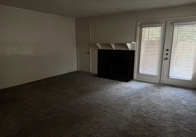 Photo 2 of Condo for sale at 2300 Balsam Dr #G102, Arlington, TX 76006 | MLS# 21280255 | Listing updated on 2026-08-22