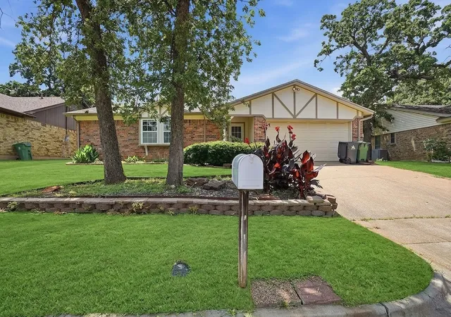 1st image of 3708 Bordeaux Ct, Arlington, TX 76016 | MLS# 21280280