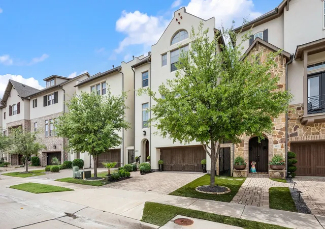 Photo 3 of Single family home for sale at 4887 Cloudcroft Ln, Irving, TX 75038 | MLS# 21276391 | Listing updated on 2026-10-04