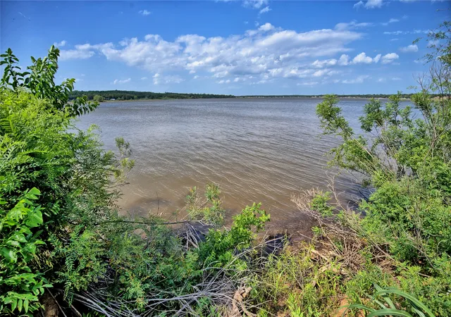 Photo 4 of Single family home for sale at 140 Elm Rd, Nocona, TX 76255 | MLS# 21280238 | Listing updated on 2026-10-01