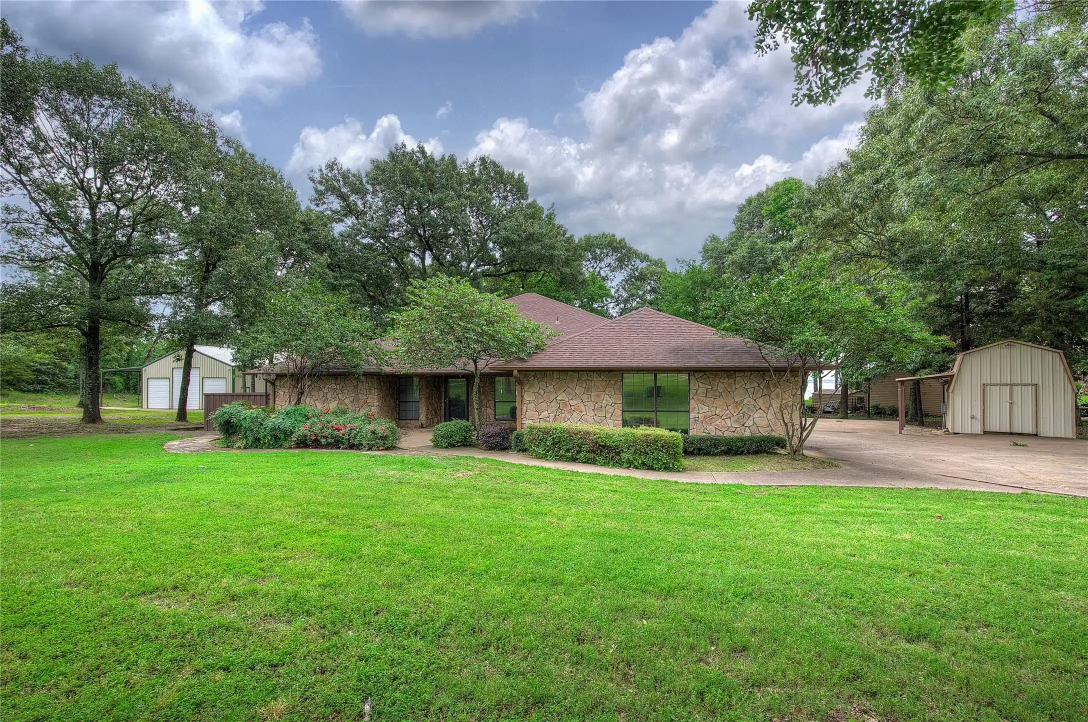 Single family home for sale at 1605 County Road 1785, Yantis, TX 75497 | MLS# 21278113