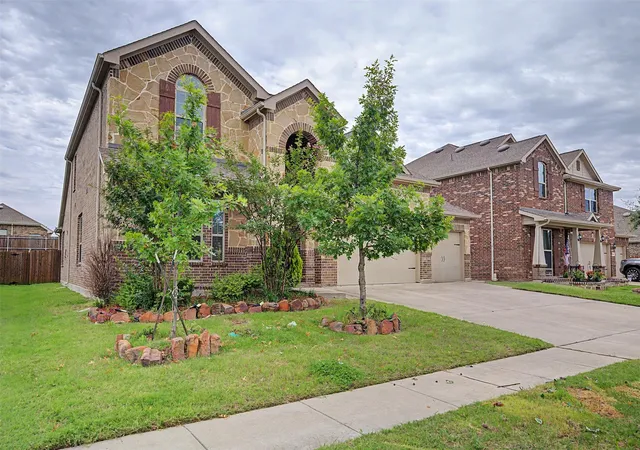 Photo 3 of Single family home for sale at 420 Attlee Dr, Fate, TX 75189 | MLS# 21279790 | Listing updated on 2026-08-22