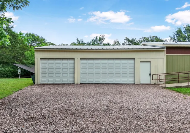 Homes for sale in Gordonville, TX | 122 Will Stutley Dr, Gordonville, TX 76245 | MLS# 21277602