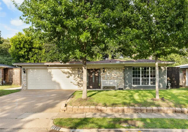 Photo 3 of Single family home for sale at 2010 William Brewster St, Irving, TX 75061 | MLS# 21274662 | Listing updated on 2026-08-30