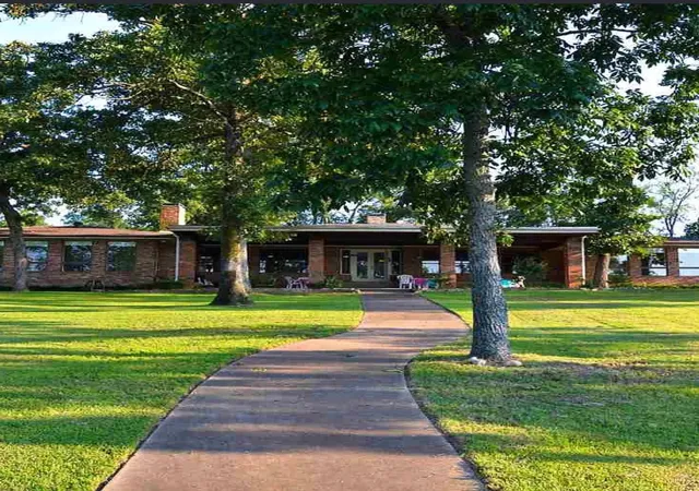 Homes for sale in Pittsburg, TX | 229 County Road 2135, Pittsburg, TX 75686 | MLS# 21280087