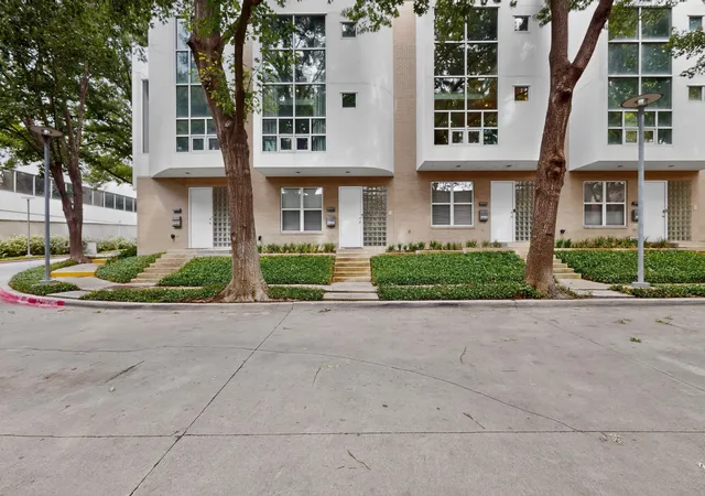 Photo 2 of Townhouse for sale at 3368 Miro Pl, Dallas, TX 75204 | MLS# 21280342 | Listing updated on 2026-08-22