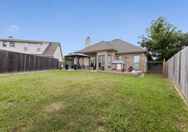 Homes for sale in Robinson, TX | 3148 Lippizan St, Robinson, TX 76706 | MLS# 21280047