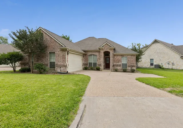 Homes for sale in Robinson, TX | 3148 Lippizan St, Robinson, TX 76706 | MLS# 21280047