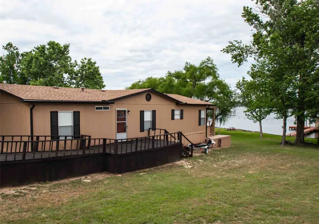 Photo 1 of Manufactured home for sale at 266 Hickory Hills Dr, Murchison, TX 75778 | MLS# 21277406 | Listing updated on 2026-09-29