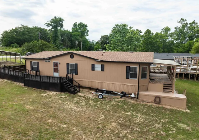 Photo 4 of Manufactured home for sale at 266 Hickory Hills Dr, Murchison, TX 75778 | MLS# 21277406 | Listing updated on 2026-09-29