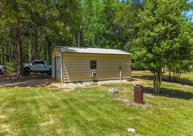 Photo 4 of Single family home for sale at 2792 Fm 49, Mineola, TX 75773 | MLS# 21280501 | Listing updated on 2026-09-28