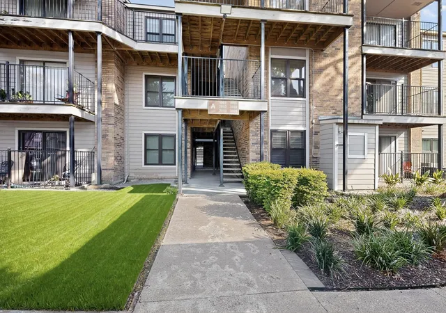 Photo 2 of Condo for sale at 8109 Skillman St #3003, Dallas, TX 75231 | MLS# 21279632 | Listing updated on 2026-07-17