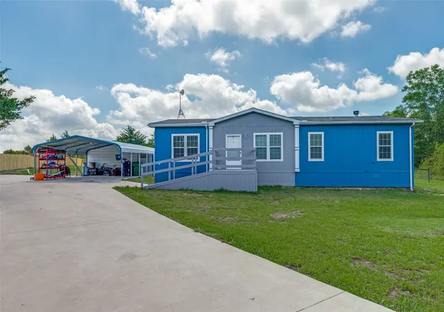 Homes for sale in Leonard, TX | 9147 County Road 1143, Leonard, TX 75452 | MLS# 21279814