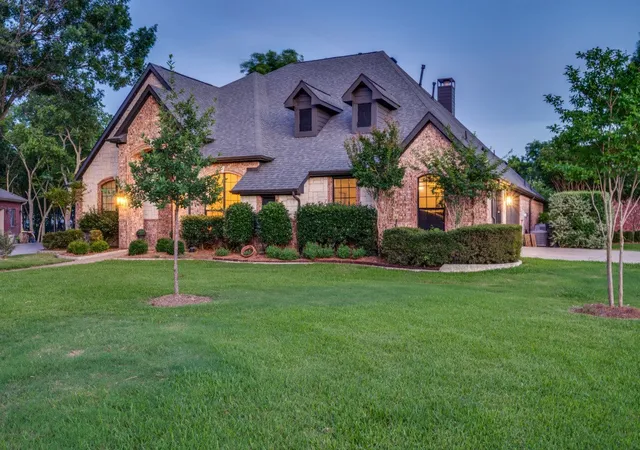 2nd image of 730 Peninsula Bnd, Shady Shores, TX 76208 | MLS# 21279164