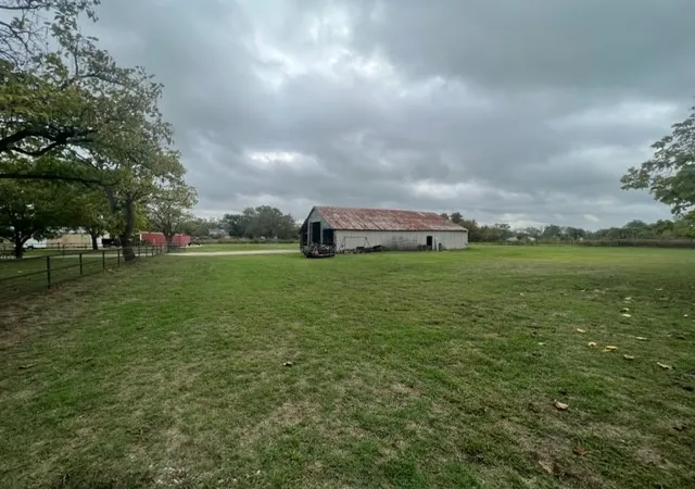 Homes for sale in Collinsville, TX | 310 W Hughes St, Collinsville, TX 76233 | MLS# 21280629