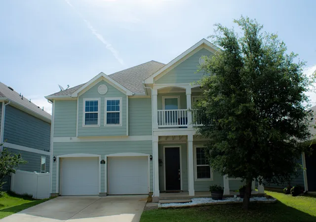 Photo 2 of Single family home for sale at 6022 Myers Ct, Aubrey, TX 76227 | MLS# 21280672 | Listing updated on 2026-08-22
