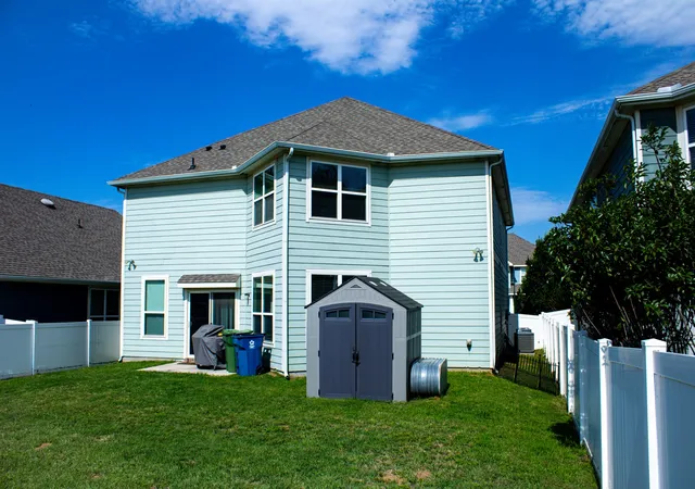 Photo 3 of Single family home for sale at 6022 Myers Ct, Aubrey, TX 76227 | MLS# 21280672 | Listing updated on 2026-08-22