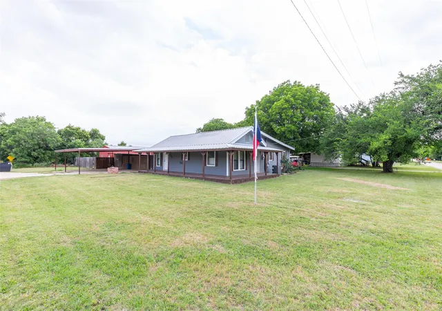 Photo 1 of Single family home for sale at 102 Scurry Avenue, Tuscola, TX 79562 | MLS# 21280676 | Listing updated on 2026-08-18