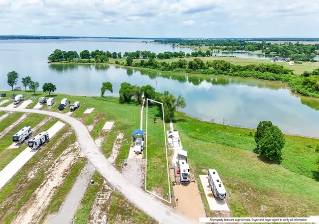 Homes for sale in Kerens, TX | 5096 Waterfront Rd, Kerens, TX 75144 | MLS# 21280709
