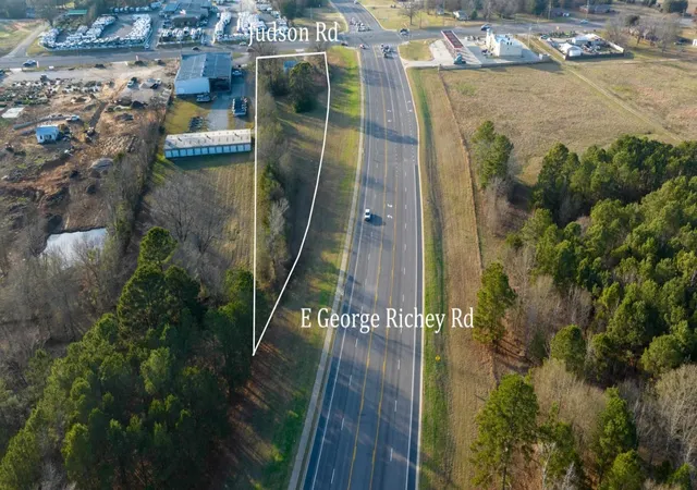 Photo 3 of Land for sale at 5082 Judson Rd, Longview, TX 75605 | MLS# 21280740 | Listing updated on 2026-07-16