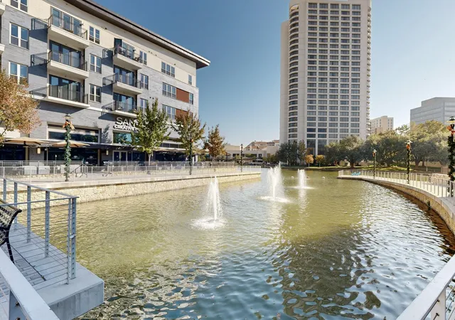 2nd image of 330 Las Colinas Blvd E, Irving, TX 75039