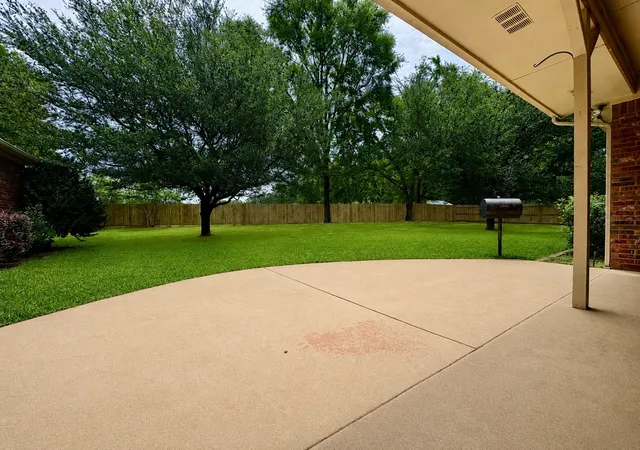 Photo 3 of Single family home for sale at 875 Arnold Paul Rd, Canton, TX 75103 | MLS# 21274181 | Listing updated on 2026-07-21