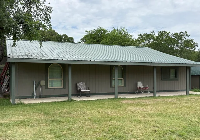 Homes for sale in Cumby, TX | 2212 County Road 4128, Cumby, TX 75433 | MLS# 21272183